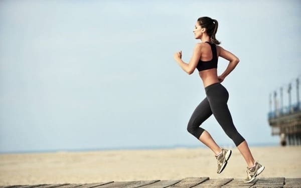 Người gầy nên chạy bộ với cường độ luyện tập và chế độ dinh dưỡng hợp lý để cải thiện sức khỏe.