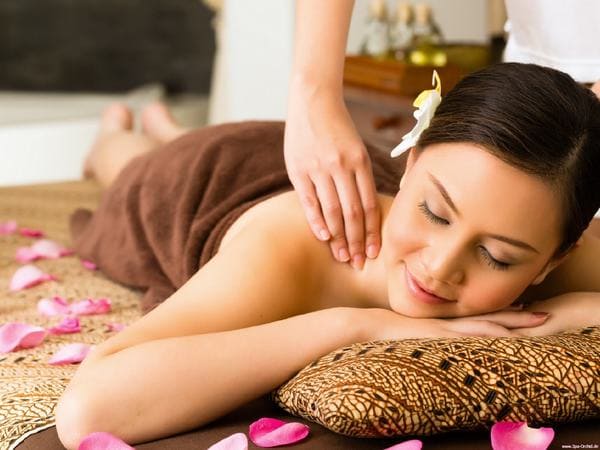 Massage là phương pháp chăm sóc sức khỏe ra đời từ cách đây rất lâu.