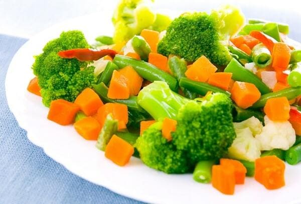 Không chỉ có lợi cho xương khớp mà các loại rau và trái cây là nguồn năng lượng sạch mỗi ngày