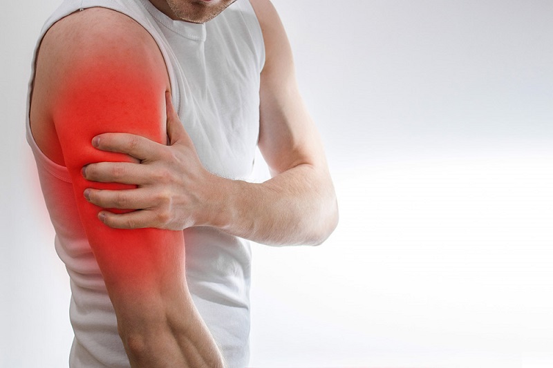 Mỏi cơ bắp tay: Nguyên nhân, triệu chứng và cách điều trị